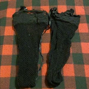 Lace top , tie up fistnets